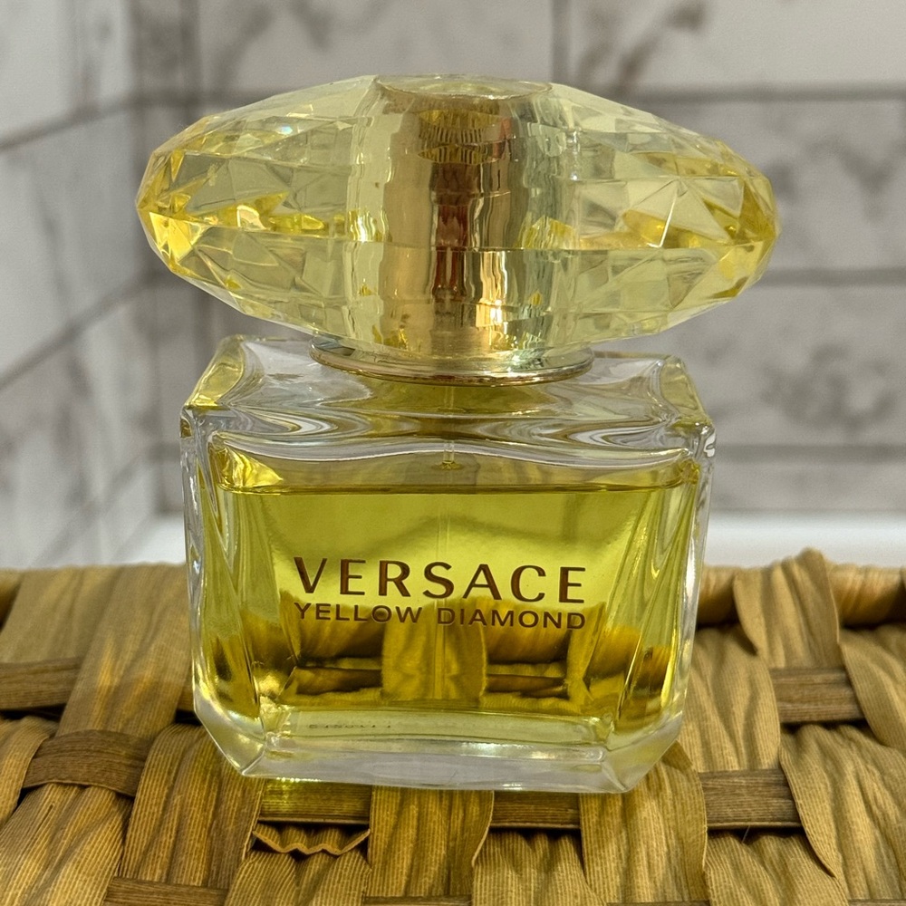 Versace Yellow Diamond Eau de Toilette 1.7 oz
